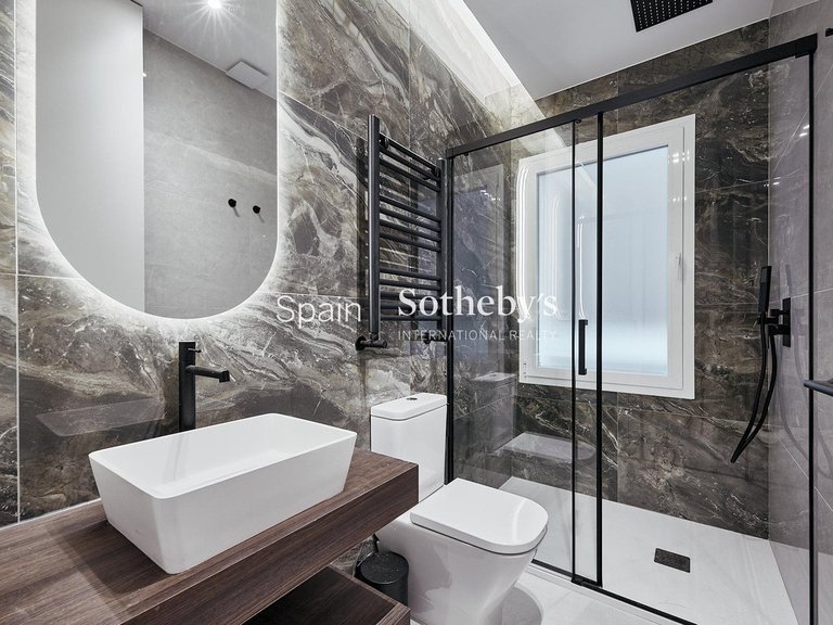 Apartment for Sale in Madrid, Madrid 14