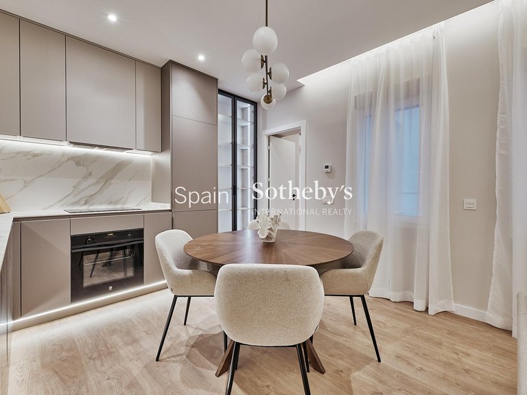 Apartment for Sale in Madrid, Madrid 4