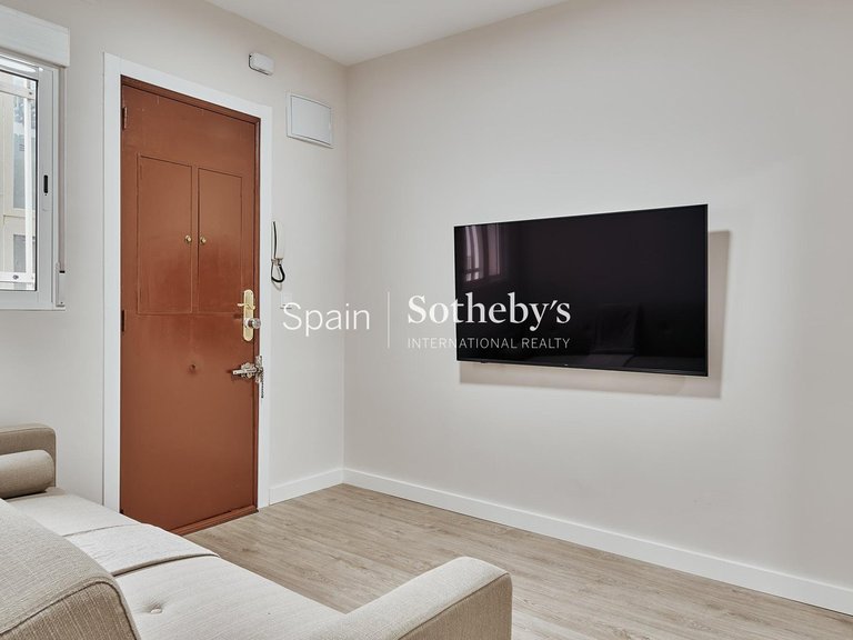 Apartment for Sale in Madrid, Madrid 5