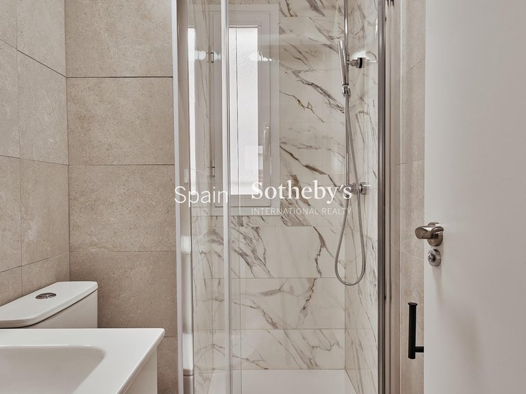 Apartment for Sale in Madrid, Madrid 21