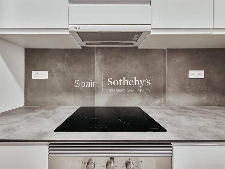 Apartment for Sale in Madrid, Madrid 9