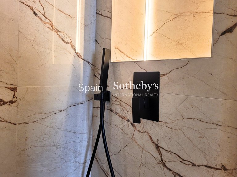 Apartment for Sale in Madrid, Madrid 15