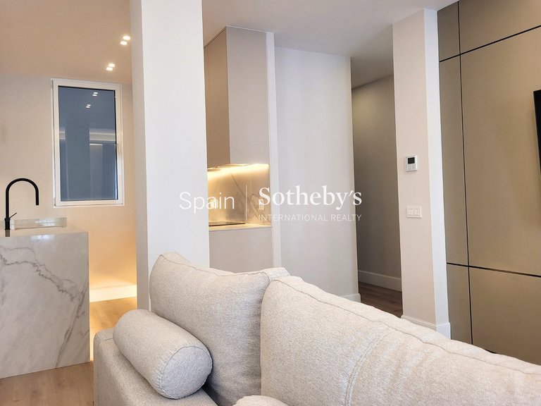 Apartment for Sale in Madrid, Madrid 41
