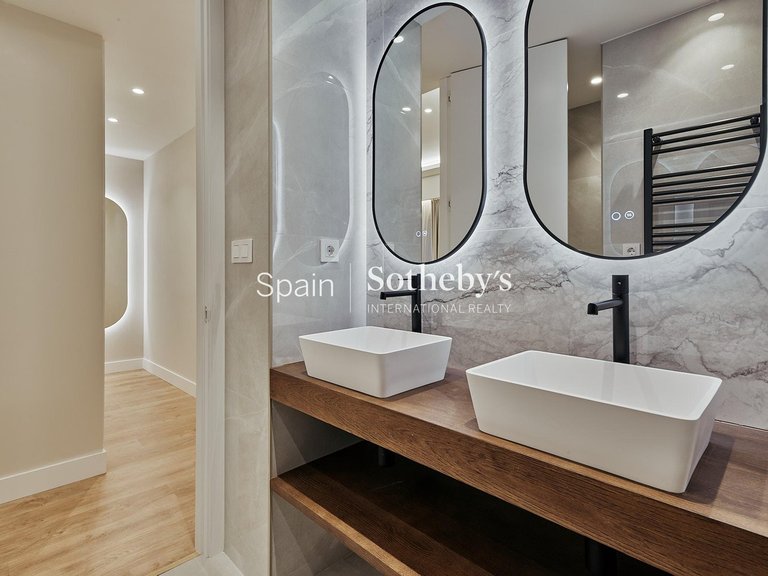 Apartment for Sale in Madrid, Madrid 38