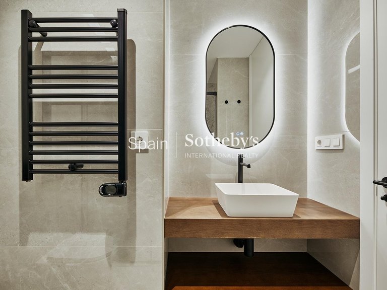 Apartment for Sale in Madrid, Madrid 34