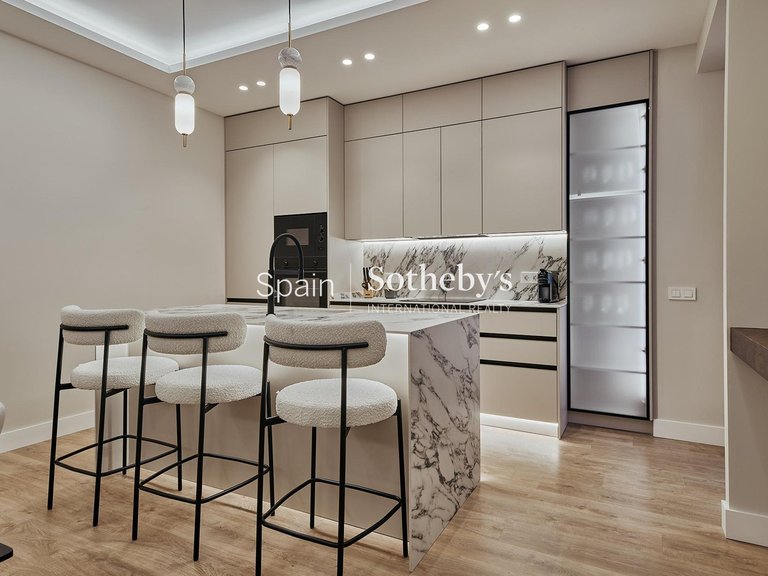 Apartment for Sale in Madrid, Madrid 8