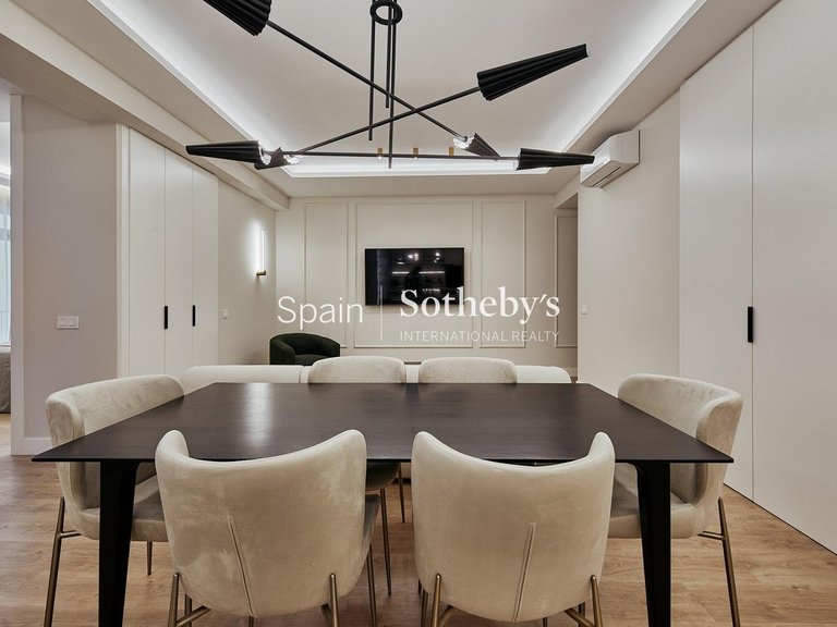 Apartment for Sale in Madrid, Madrid 15