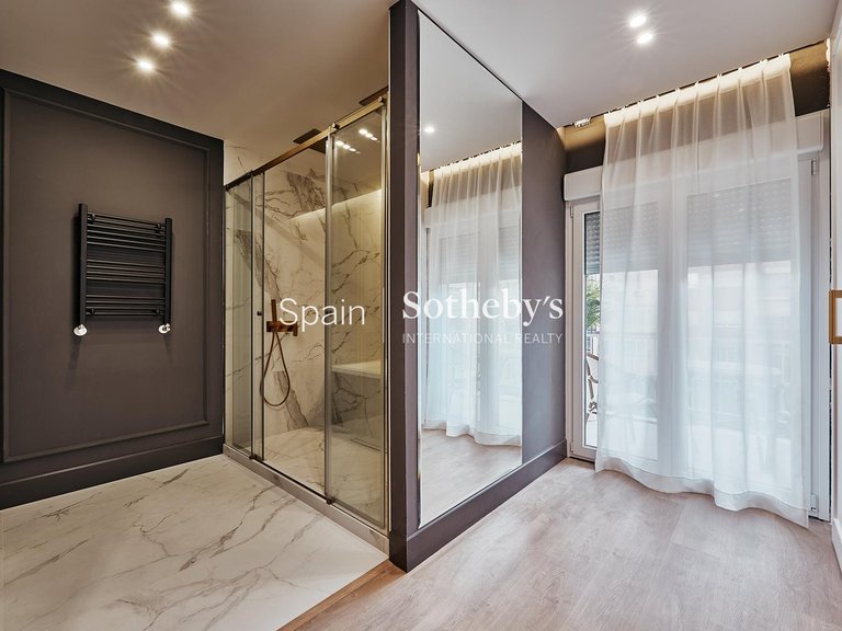 Apartment for Sale in Madrid, Madrid 29