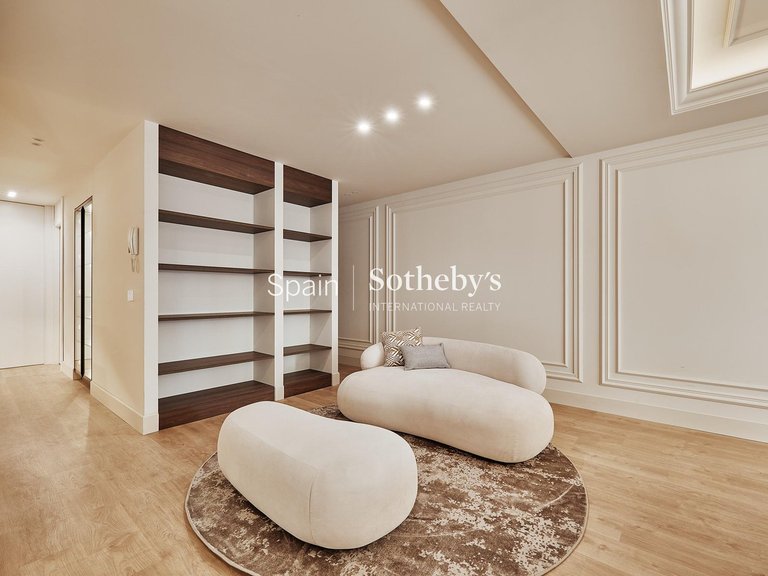 Apartment for Sale in Madrid, Madrid 6
