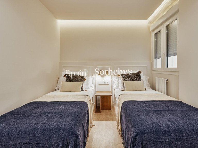 Apartment for Sale in Madrid, Madrid 24
