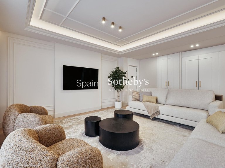 Apartment for Sale in Madrid, Madrid 3