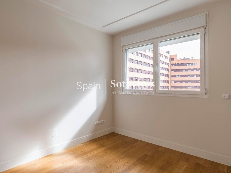 Apartment for Sale in Madrid, Madrid 28