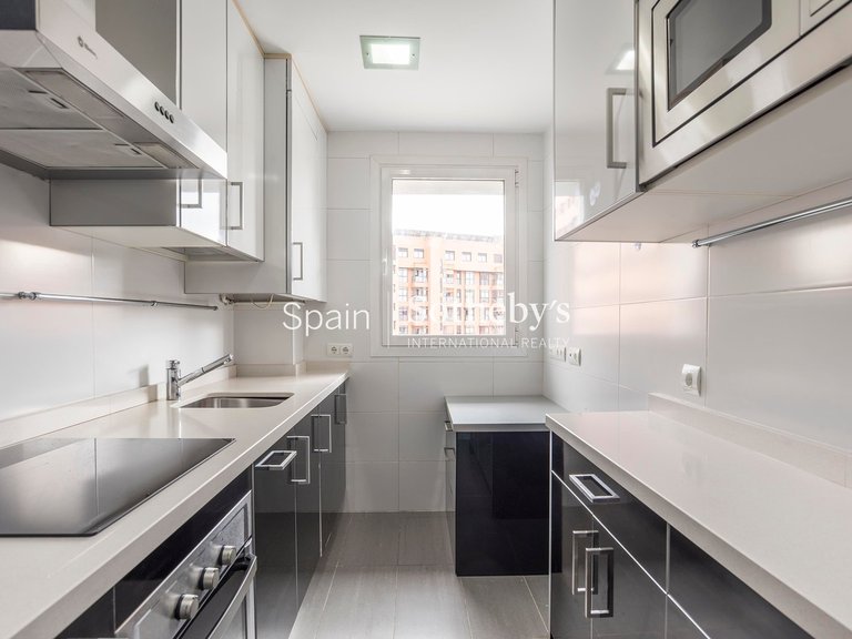 Apartment for Sale in Madrid, Madrid 8