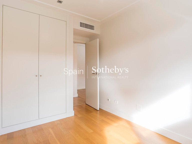 Apartment for Sale in Madrid, Madrid 23