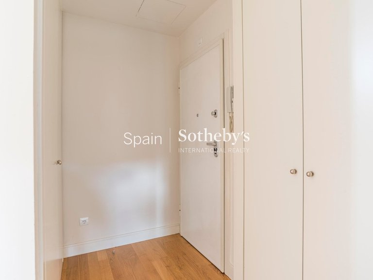 Apartment for Sale in Madrid, Madrid 17