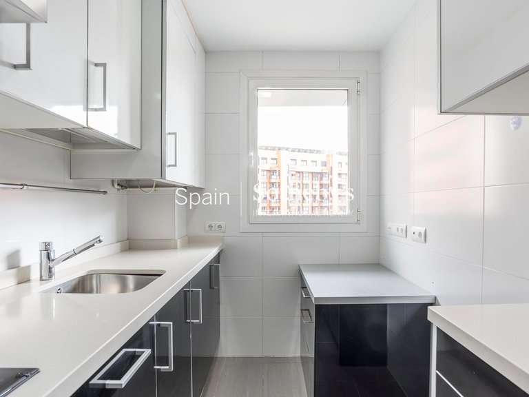 Apartment for Sale in Madrid, Madrid 4