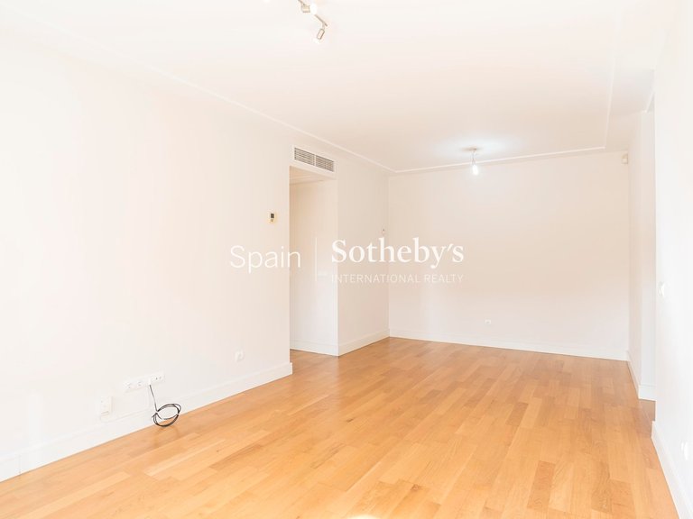 Apartment for Sale in Madrid, Madrid 29