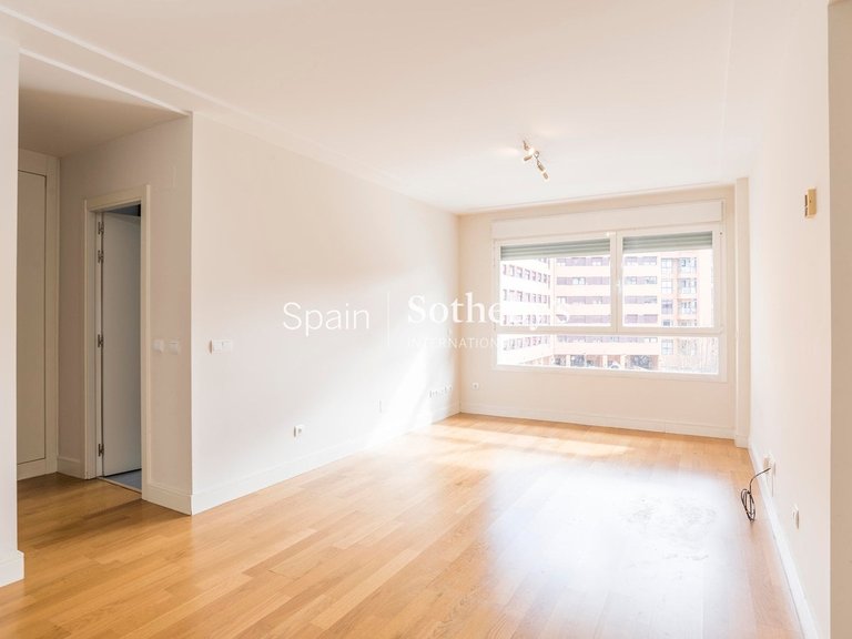 Apartment for Sale in Madrid, Madrid 2