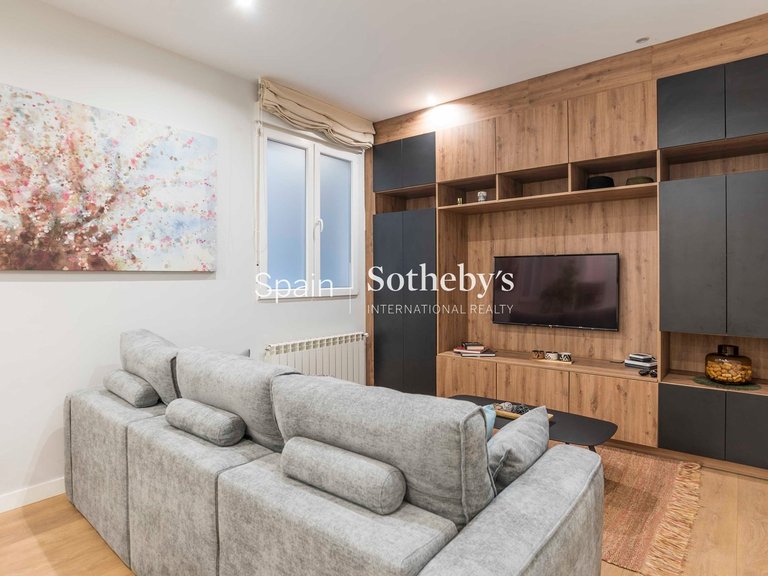 Apartment for Sale in Madrid, Madrid 8