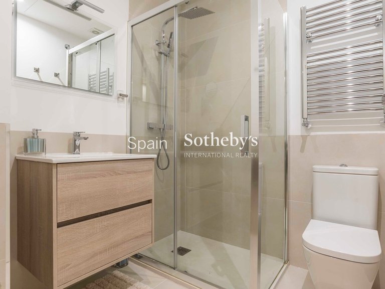 Apartment for Sale in Madrid, Madrid 30