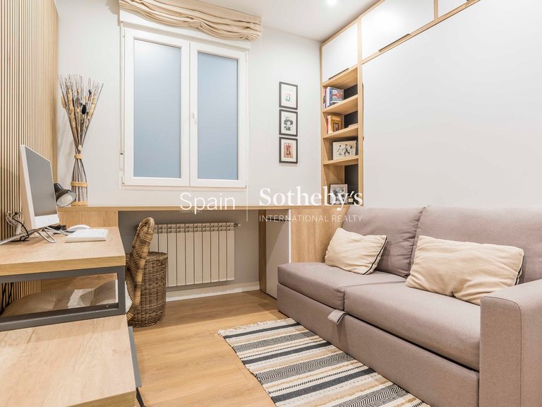 Apartment for Sale in Madrid, Madrid 32