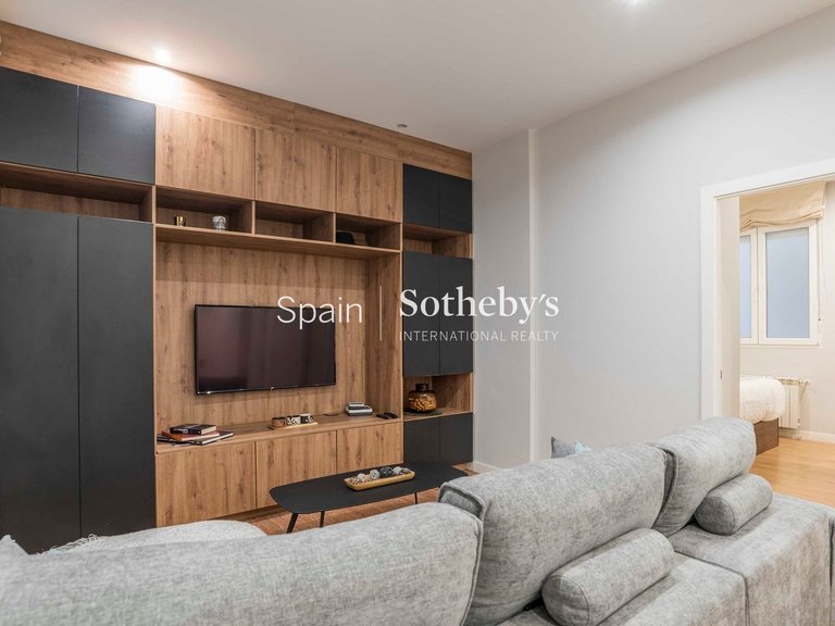 Apartment for Sale in Madrid, Madrid 12