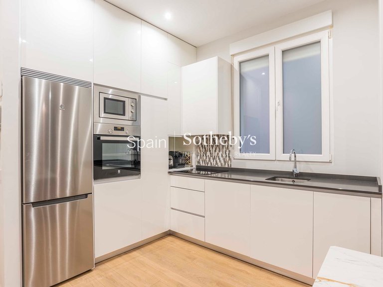 Apartment for Sale in Madrid, Madrid 33