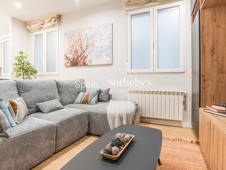 Apartment for Sale in Madrid, Madrid 5