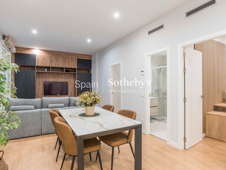Apartment for Sale in Madrid, Madrid 13