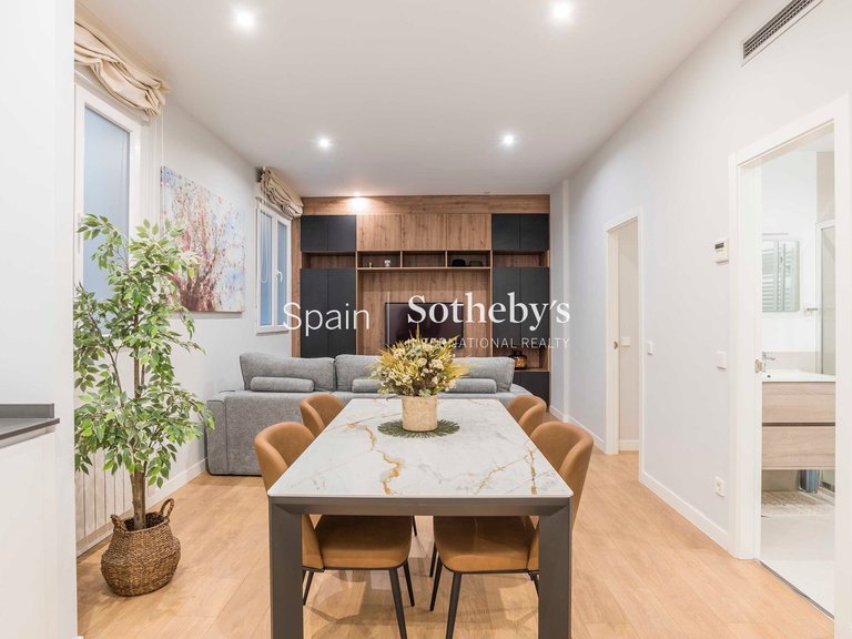 Apartment for Sale in Madrid, Madrid 2