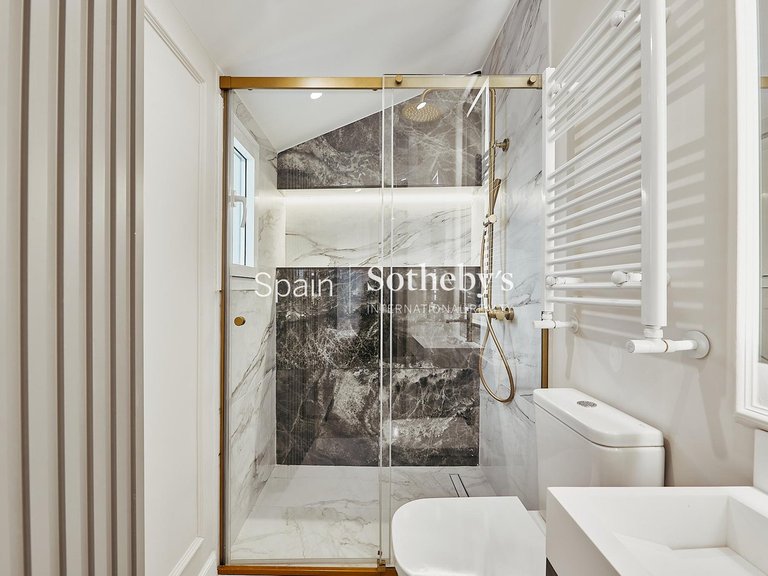 Apartment for Sale in Madrid, Madrid 17