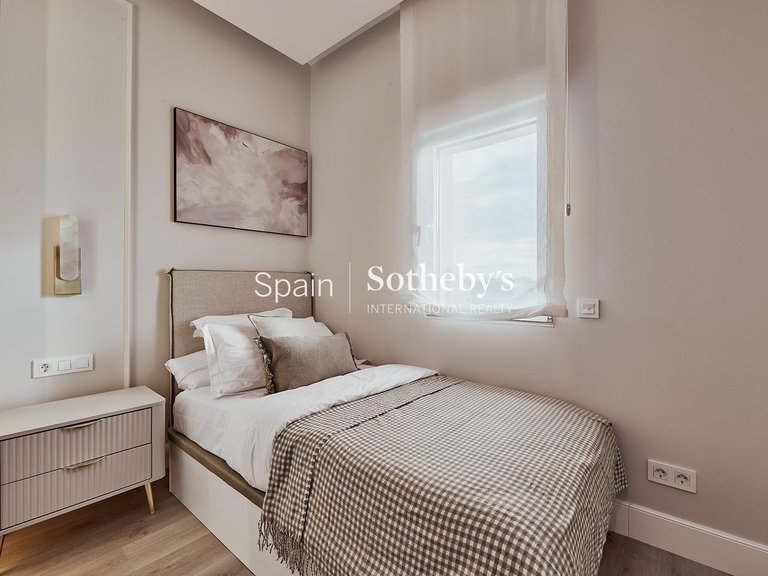 Apartment for Sale in Madrid, Madrid 15