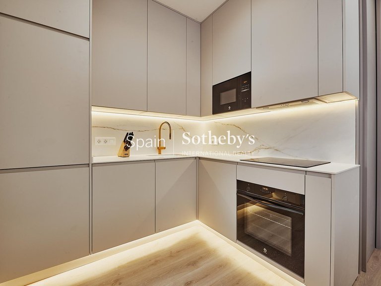 Apartment for Sale in Madrid, Madrid 9