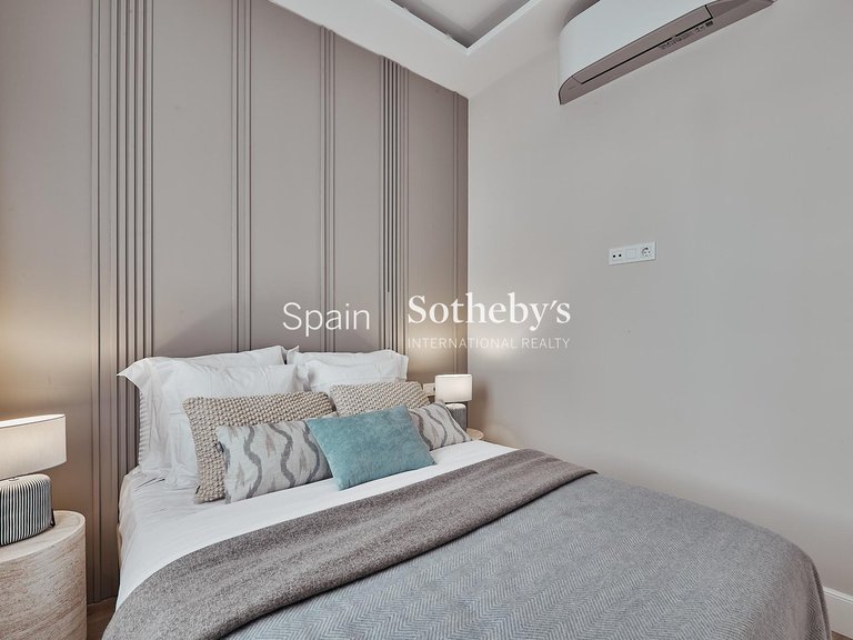 Apartment for Sale in Madrid, Madrid 11