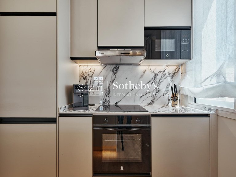 Apartment for Sale in Madrid, Madrid 8