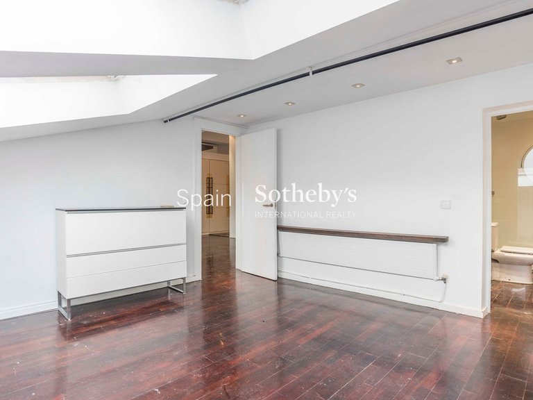 Apartment for Sale in Madrid, Madrid 25