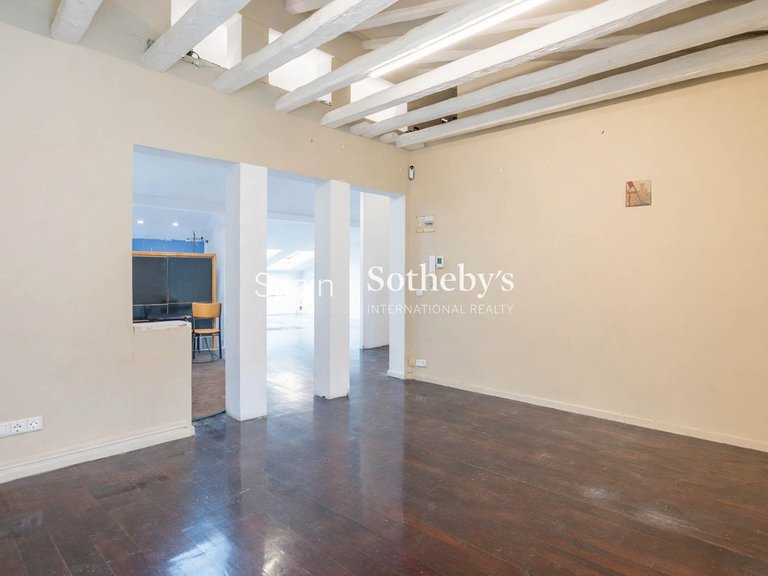 Apartment for Sale in Madrid, Madrid 22