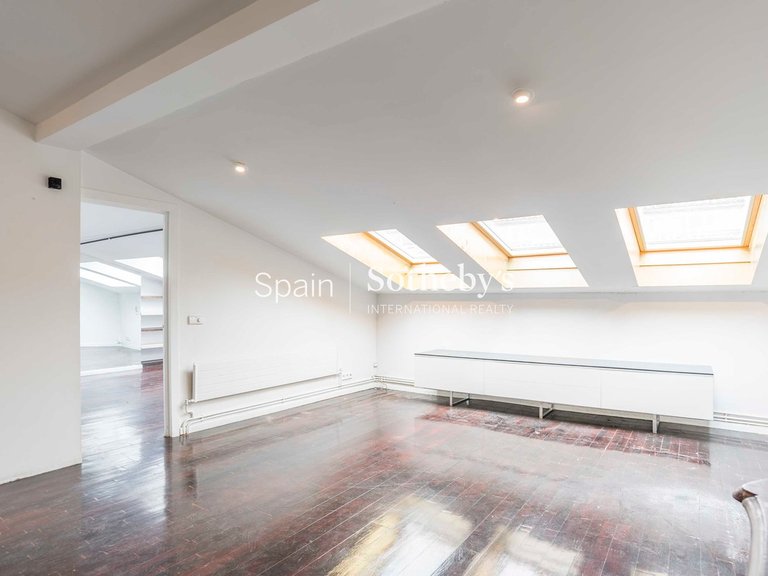 Apartment for Sale in Madrid, Madrid 6