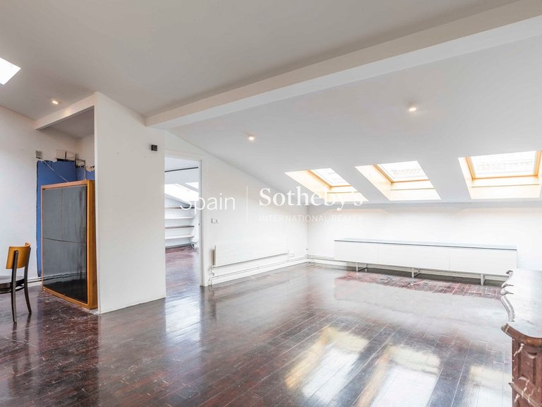 Apartment for Sale in Madrid, Madrid 8