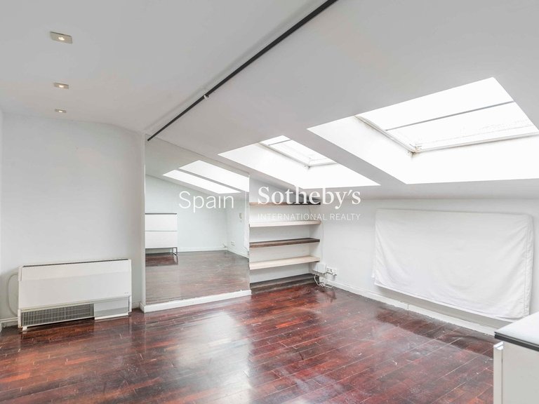 Apartment for Sale in Madrid, Madrid 26