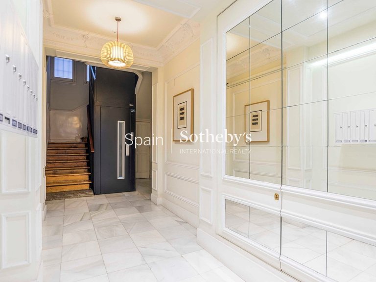 Apartment for Sale in Madrid, Madrid 40