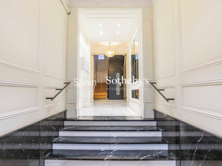 Apartment for Sale in Madrid, Madrid 29