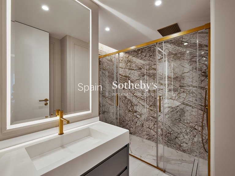 Apartment for Sale in Madrid, Madrid 30