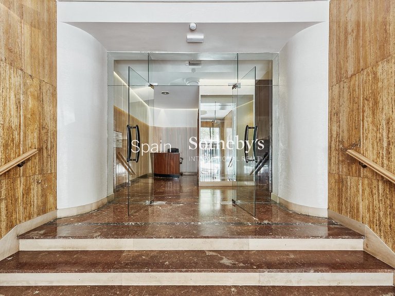 Apartment for Sale in Madrid, Madrid 35