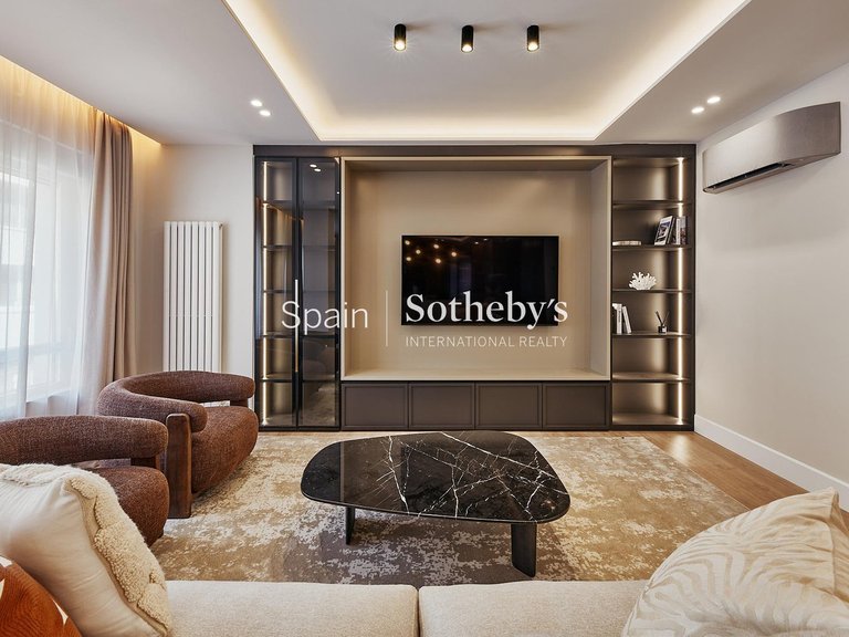 Apartment for Sale in Madrid, Madrid 13