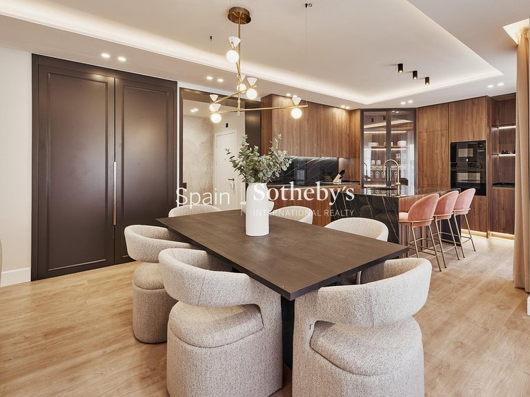 Apartment for Sale in Madrid, Madrid 12