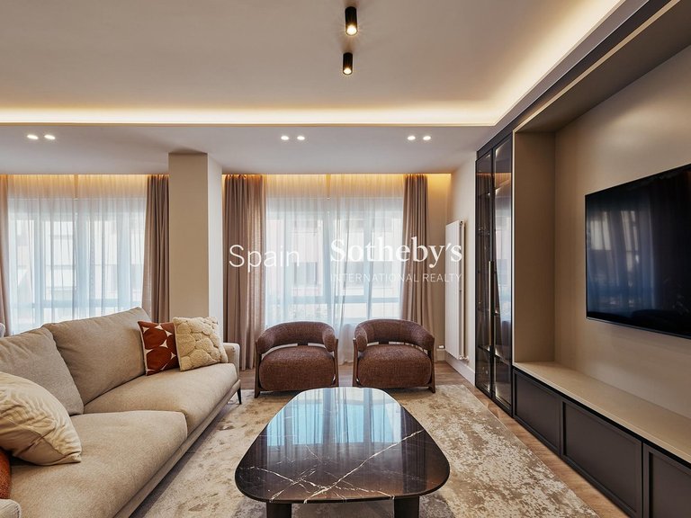 Apartment for Sale in Madrid, Madrid 17