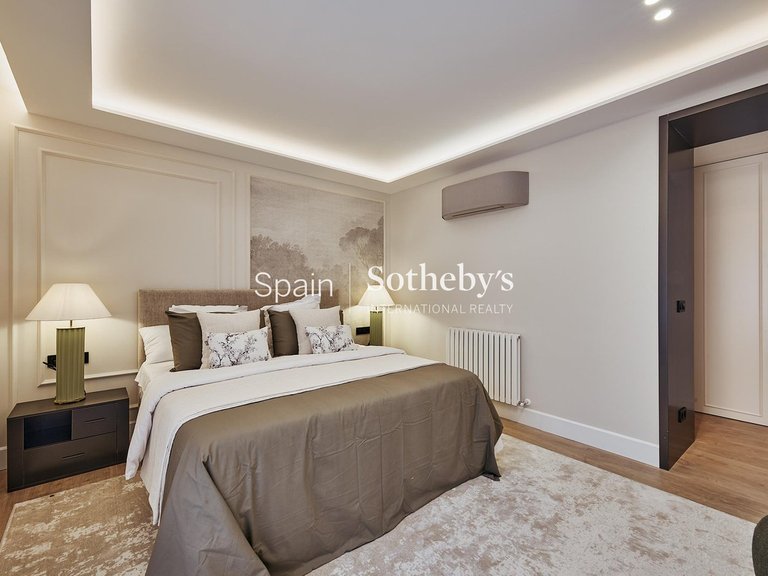 Apartment for Sale in Madrid, Madrid 27