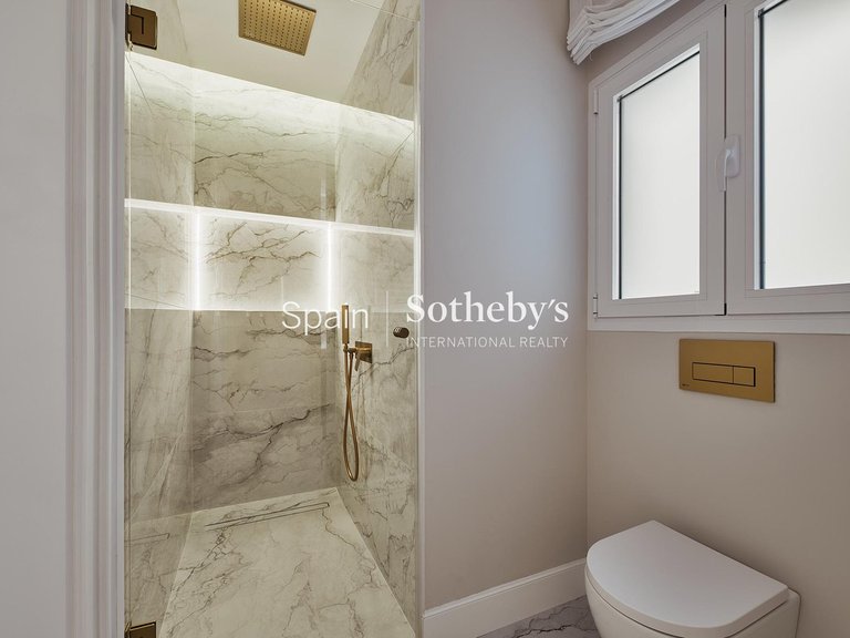 Apartment for Sale in Madrid, Madrid 19
