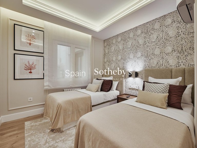 Apartment for Sale in Madrid, Madrid 15